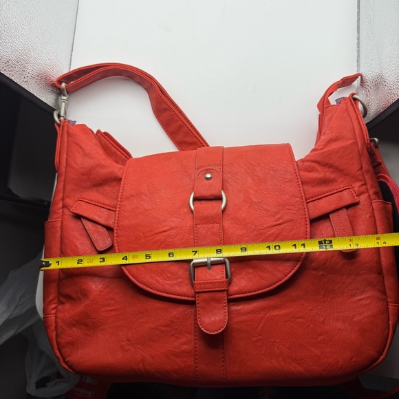 Kelly Moore Camera Hobo Bag Salmon Color Leather Purse Shoulder Strap Y2K - Picture 6 of 6
